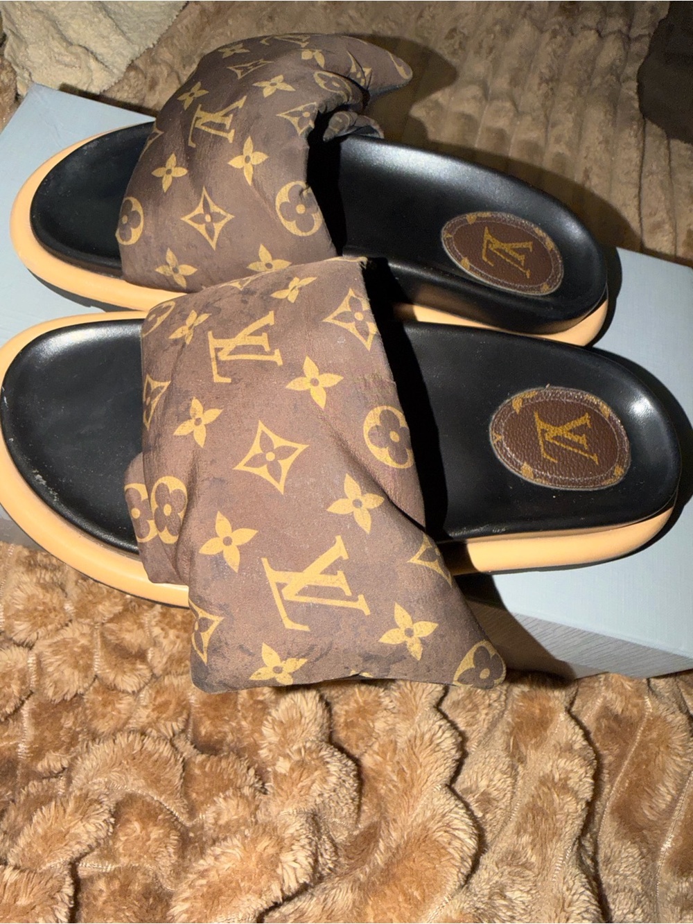 Louis Vuitton Brown and Black Monogram Slide Sandals - Picture 2 of 9